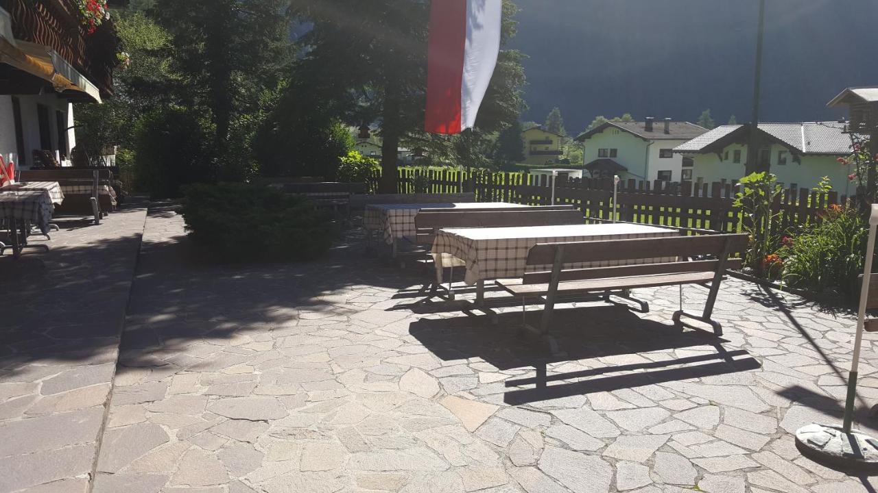 Gasthof Pension Plattner ウムハウゼン エクステリア 写真